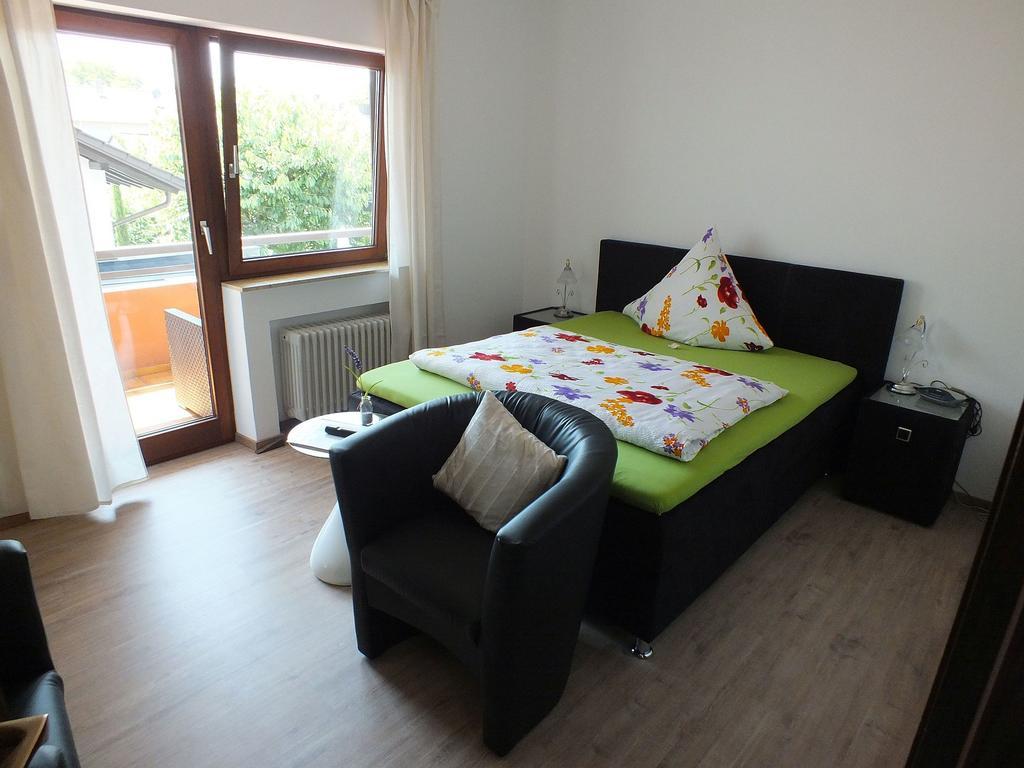 Gaestehaus Mueller Bad Schonborn Ruang foto